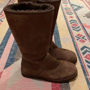 UGG Womens Tall w Zipper
